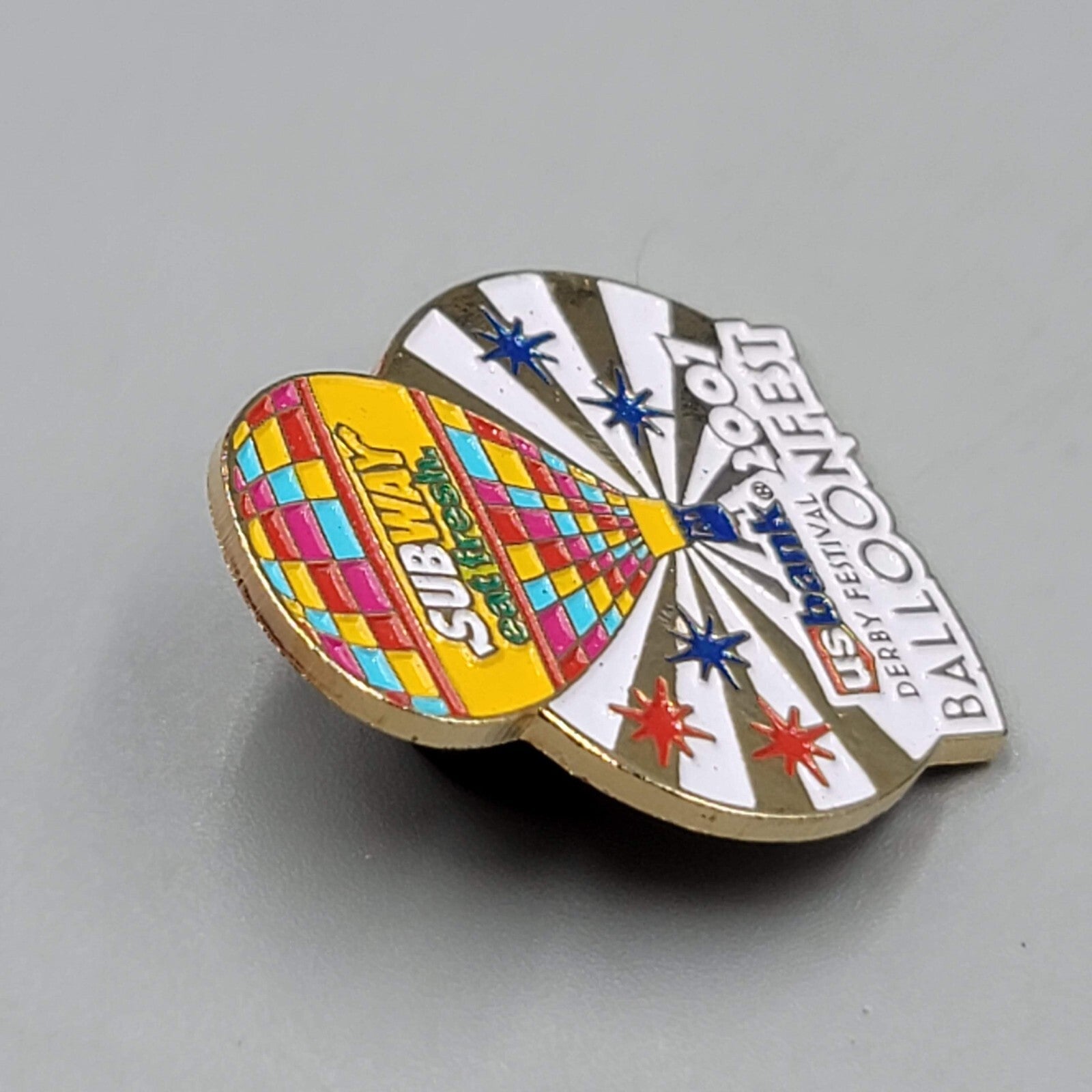 2007 Balloon Fest Derby Festival US Bank Collectors Lapel Enamel Pin 1.25"