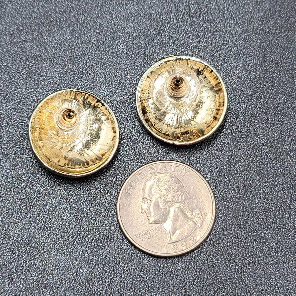 Vintage Pierced Earrings Light Peach Swirl Enamel Round Gold tone 7/8"