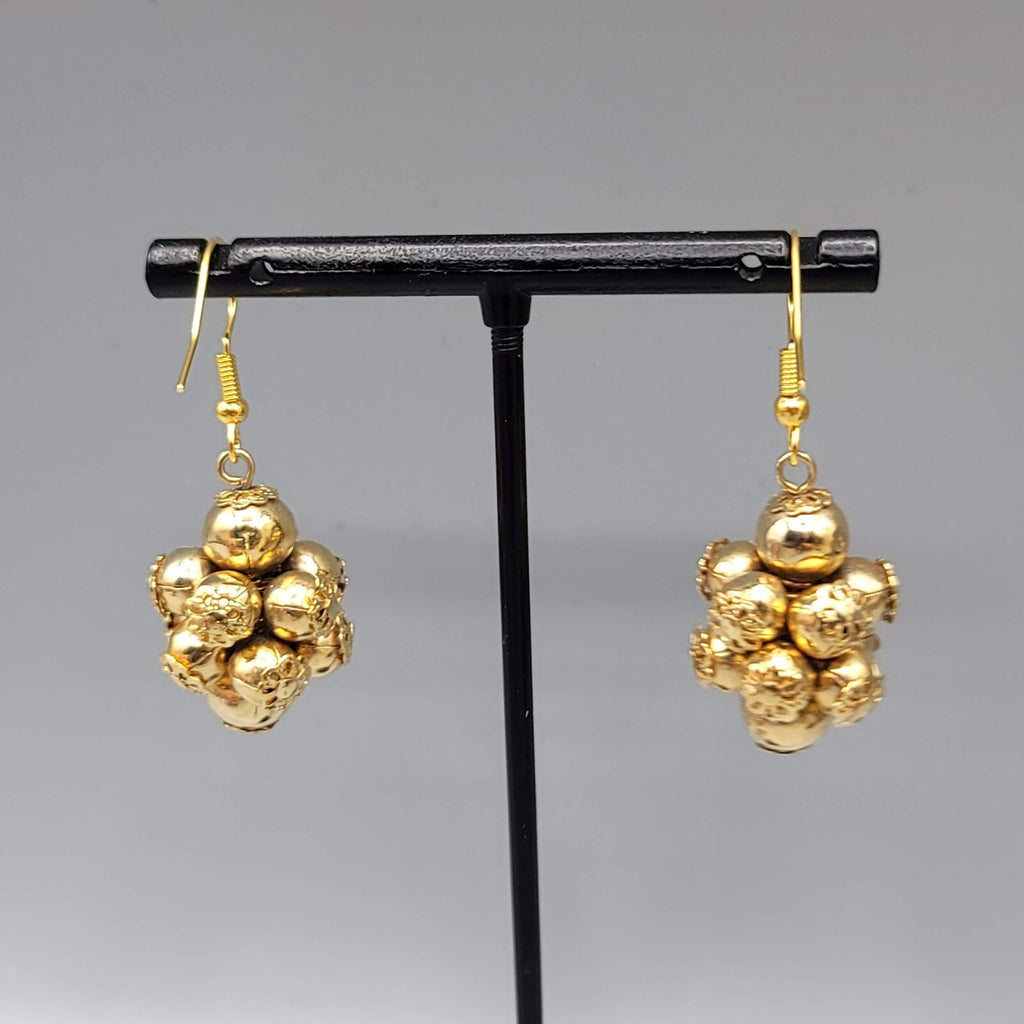 Vintage Pierced Earrings Gold tone Cluster Bead Dangle Holiday 1"