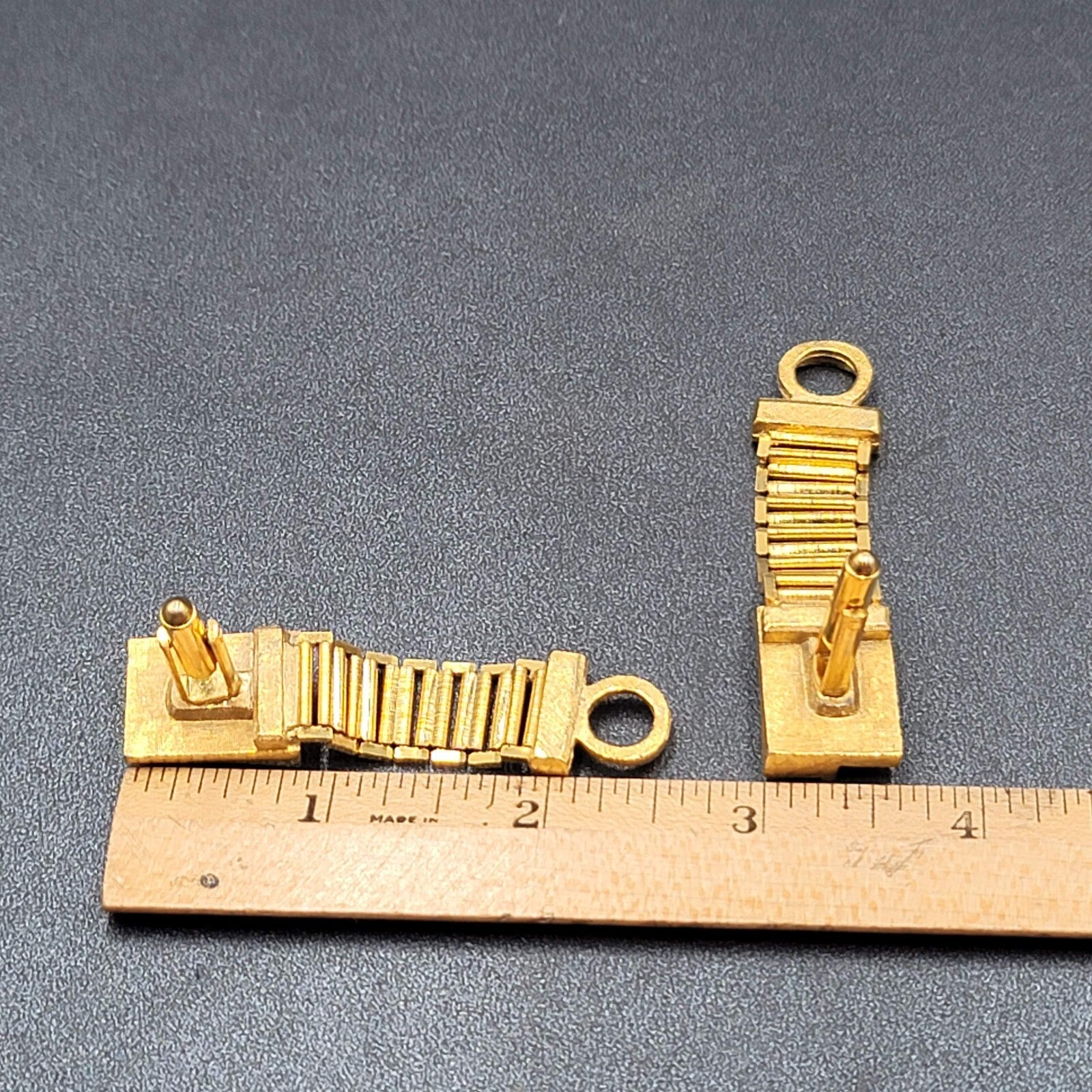 Vintage Gold tone Mesh Wrap Around Cufflinks Jasper Green Marbled Stone