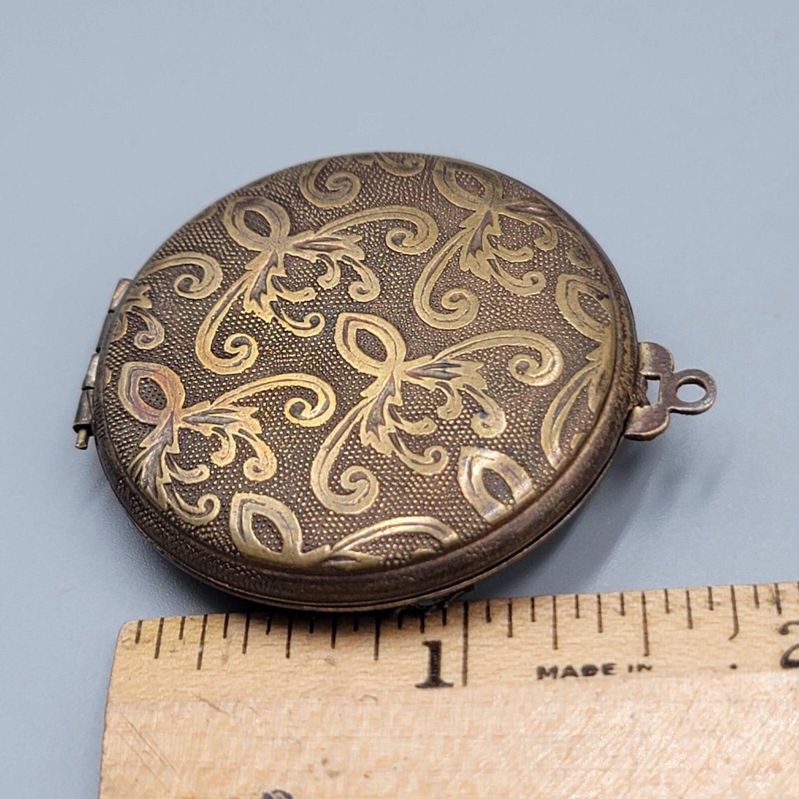 Antique Engraved Flower Double Photo Locket Pendant Bronze tone 1 5/8"