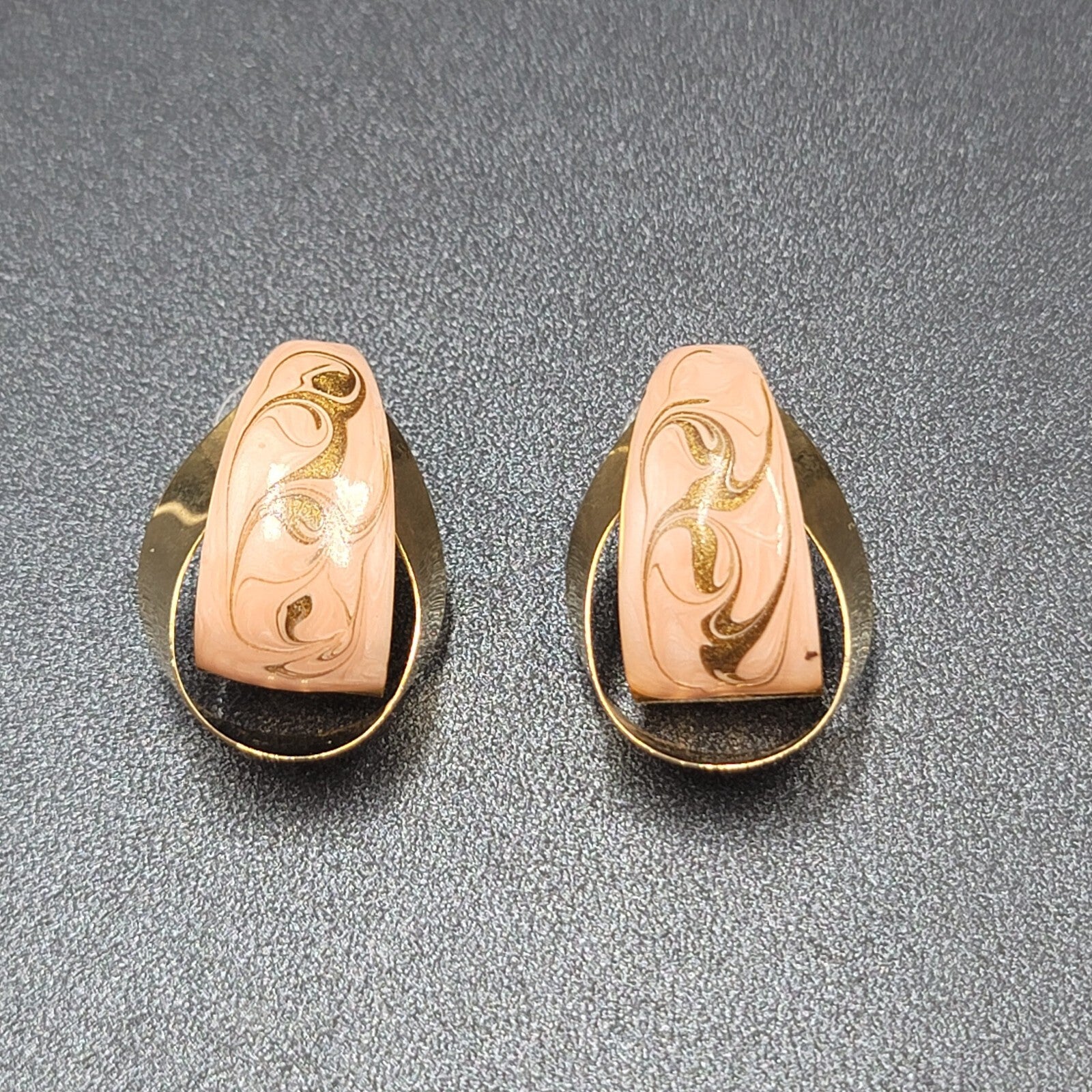 Vintage Pierced Earrings Gold tone Swirl Pink Statement Enamel Drop 1 1/8"