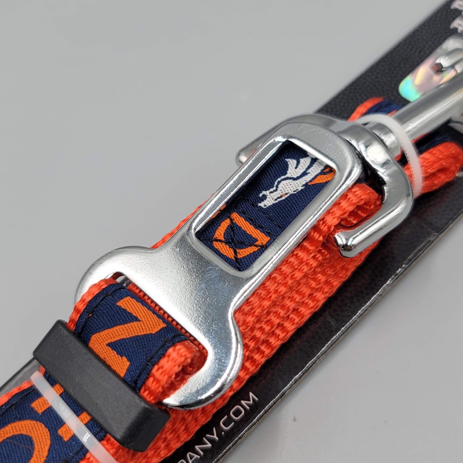 NEW NFL Denver Broncos Pet Seat belt Restraint  One Size NWT