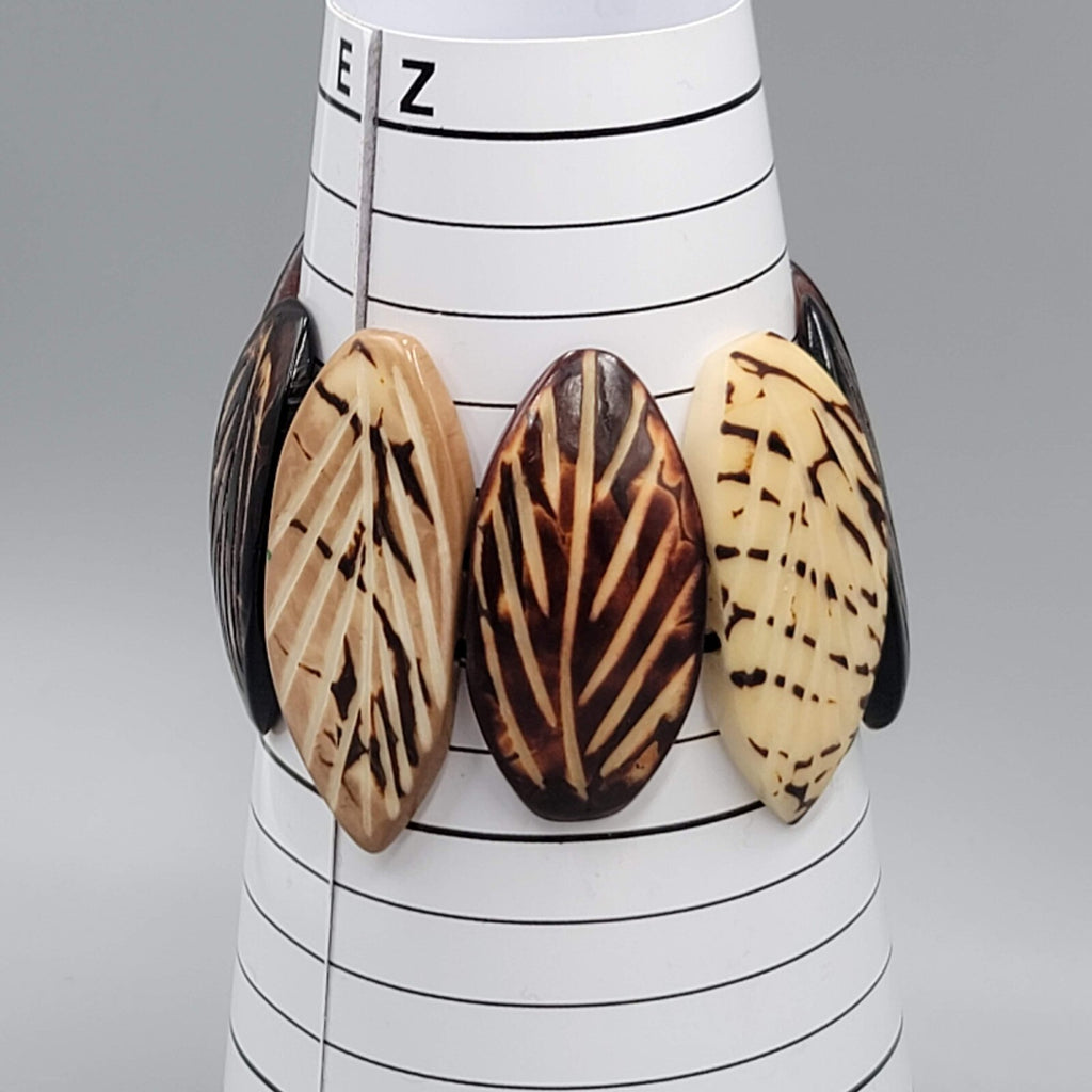 Carved Resin Stretch Bracelet Brown Cream Leaf Design 7 in x 1.75 wide