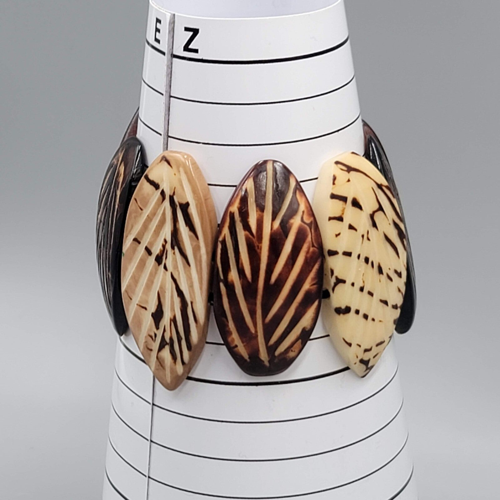 Carved Resin Stretch Bracelet Brown Cream Leaf Design 7 in x 1.75 wide
