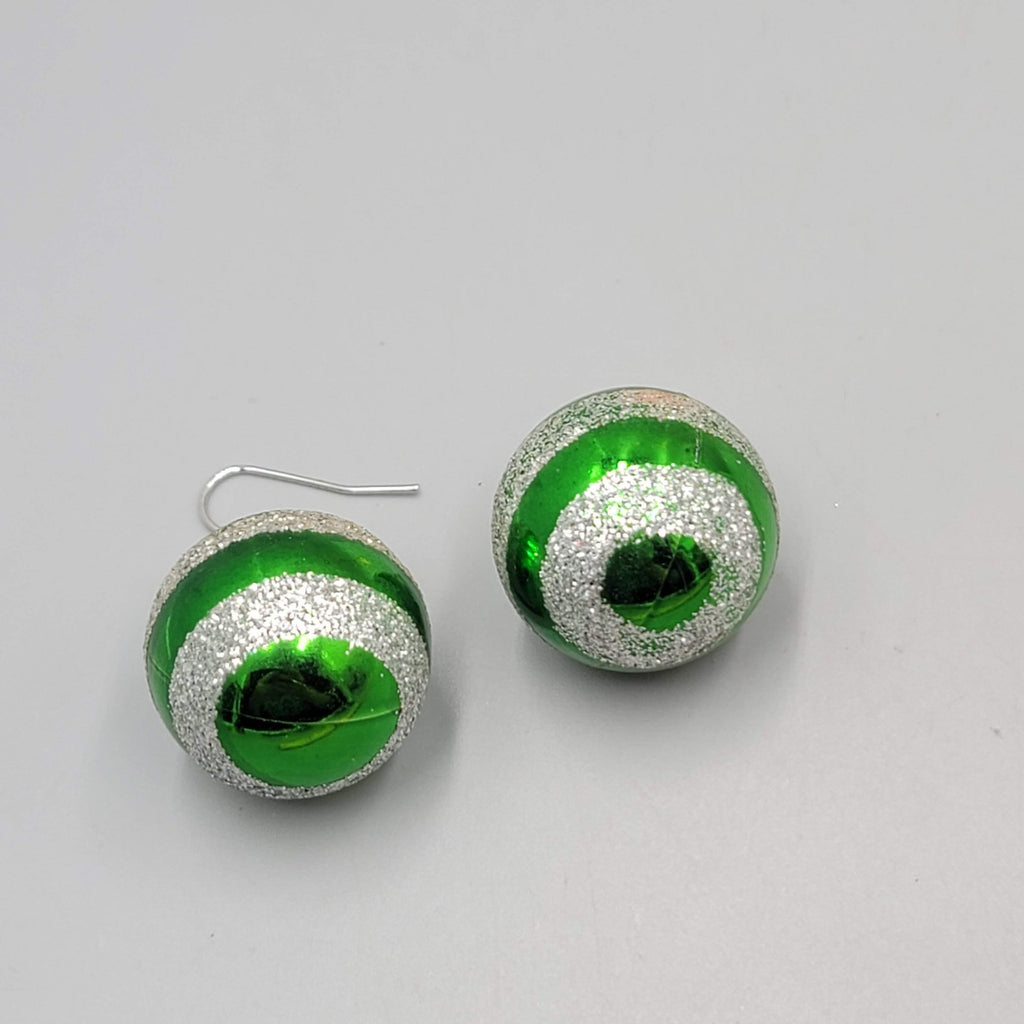 Christmas Green Glass Ornament Bulb Pierced Earrings Silver tone Dangle  1.25"