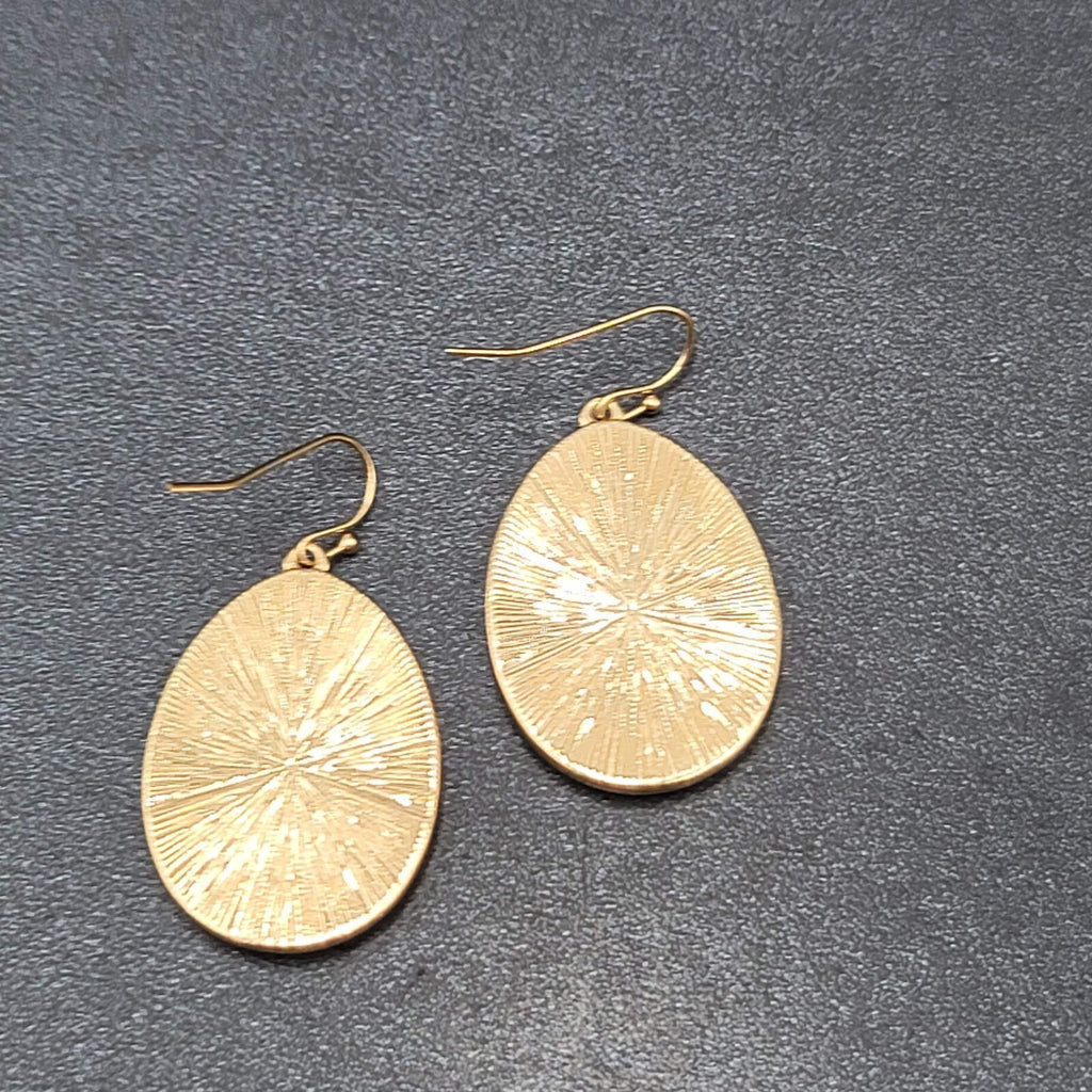 Pierced Earrings Gold tone Confetti Acrylic Teardrop Dangle 1.25"
