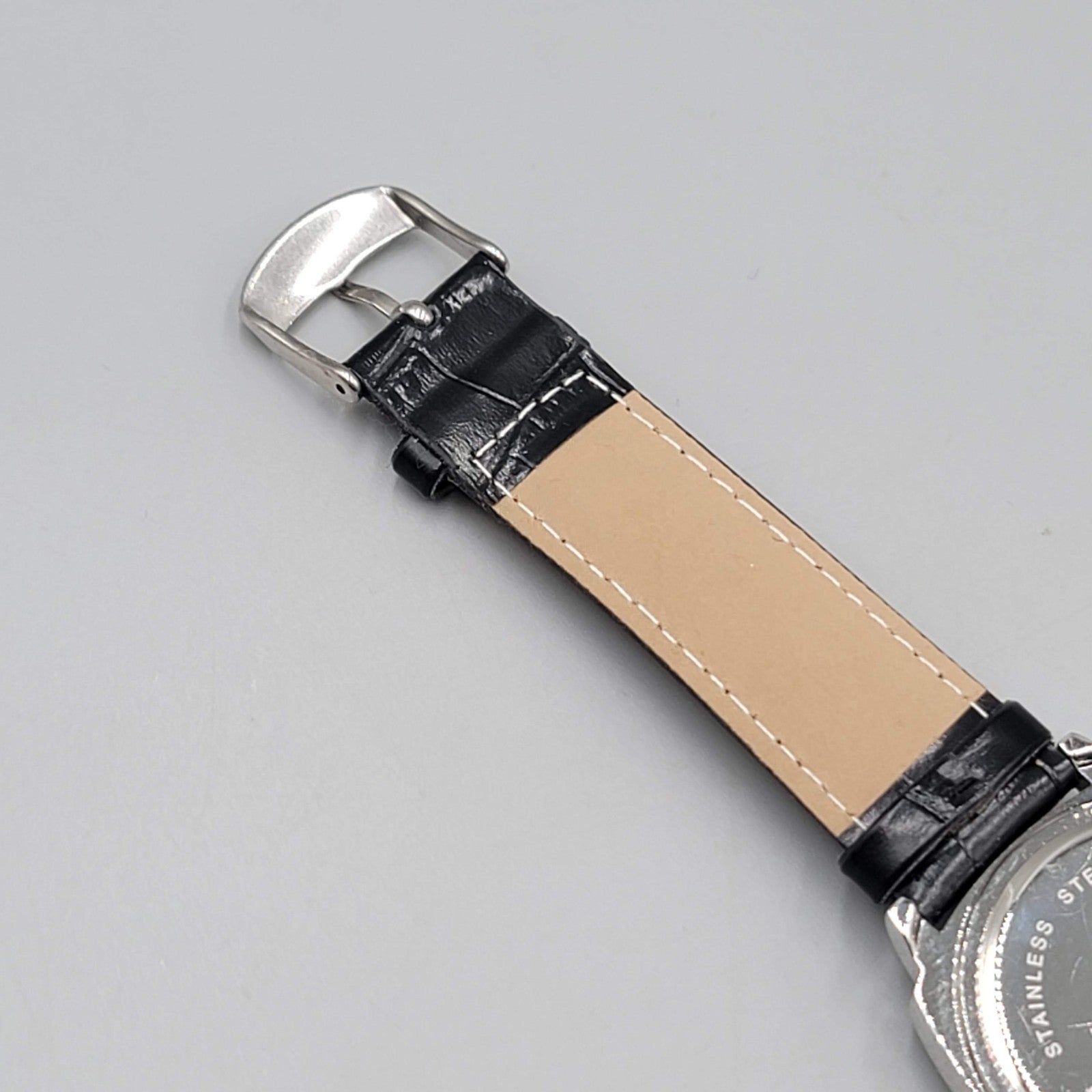 Park Lane Watch Womens Quartz Leather Strap 37mm Japan Movement NEEDS BATTERY
