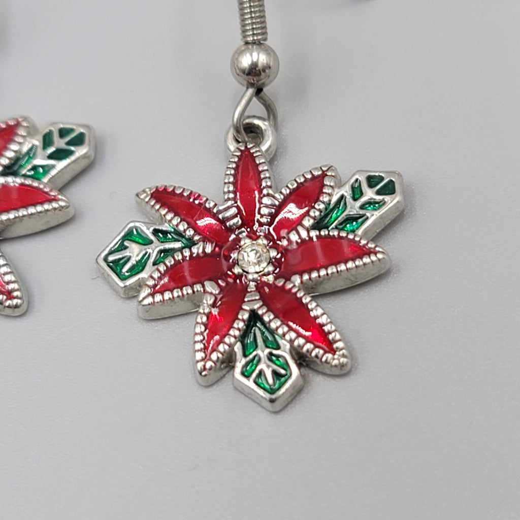 Christmas Flower Pierced Earrings Silver tone Dangle Poinsettia 3/4"