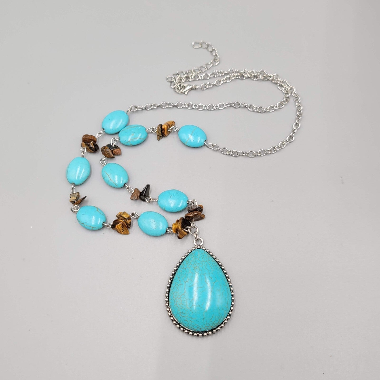 Blue Stone Bead Necklace Teardrop Pendant Silver tone 22"-25"