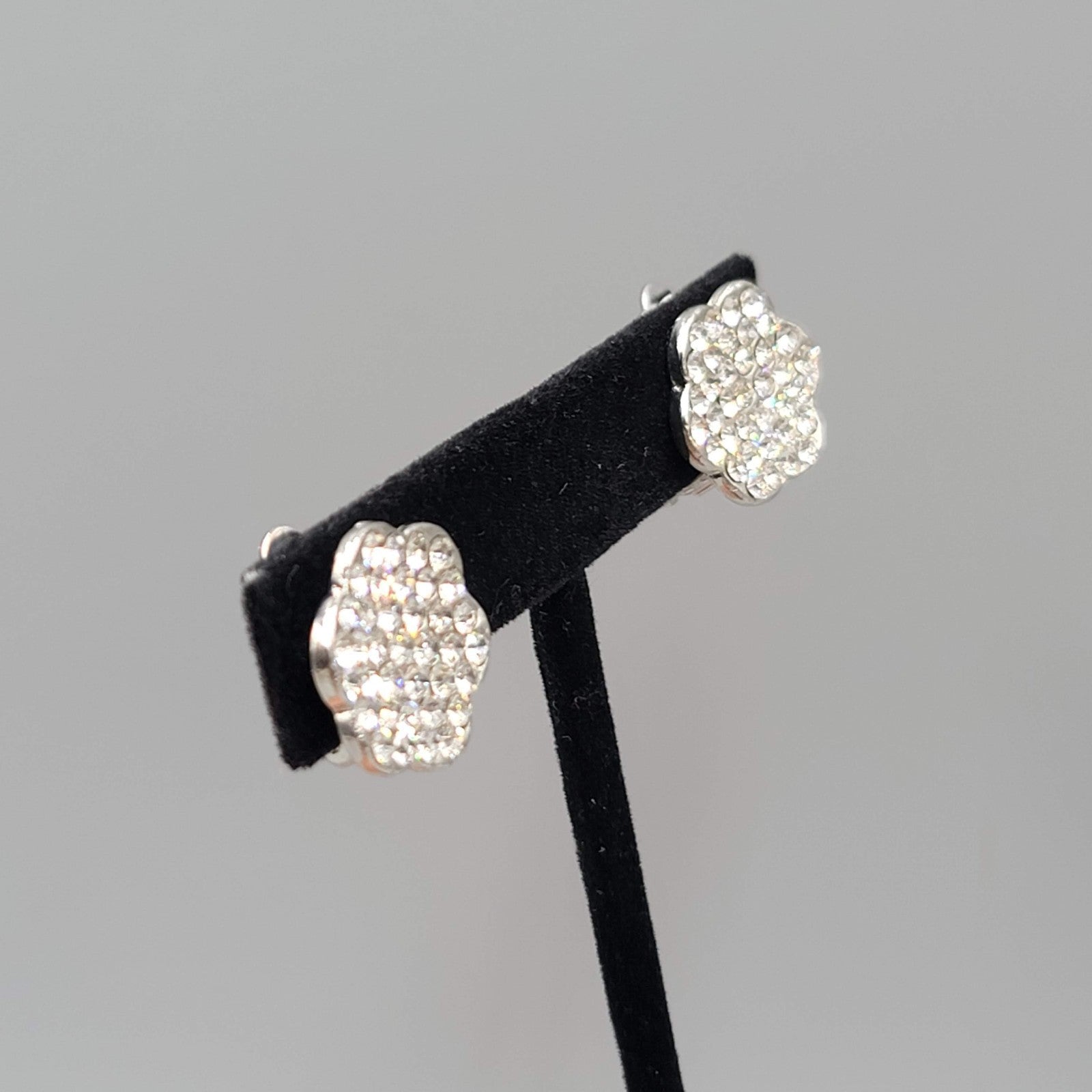 Vintage Rhinestone Stud Clip on Earrings Silver tone 5/8 in