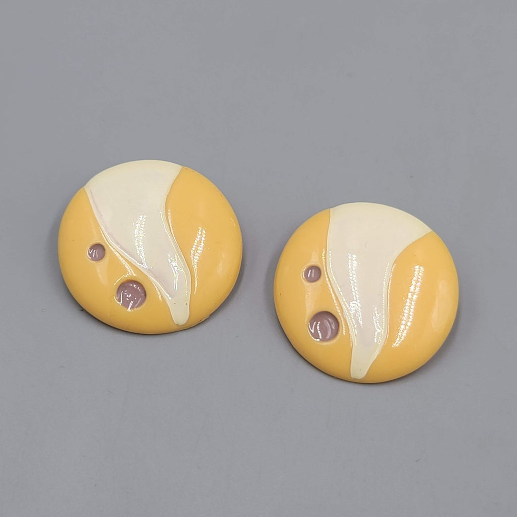Vintage Artistic Round Acrylic Statement Clip on Earrings 1.25"