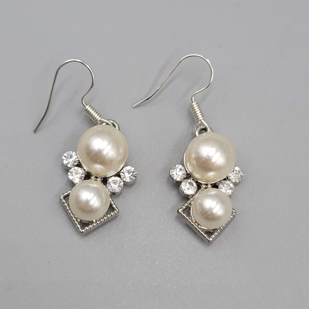 Pierced Earrings Silver tone Faux Pearl White Bead Rhinestone Dangle 7/8"