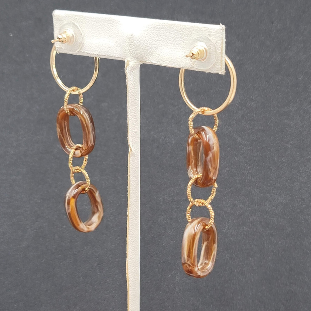 Pierced Earrings Gold tone Brown Swirl Acrylic Hoops Lightweight 2.75"