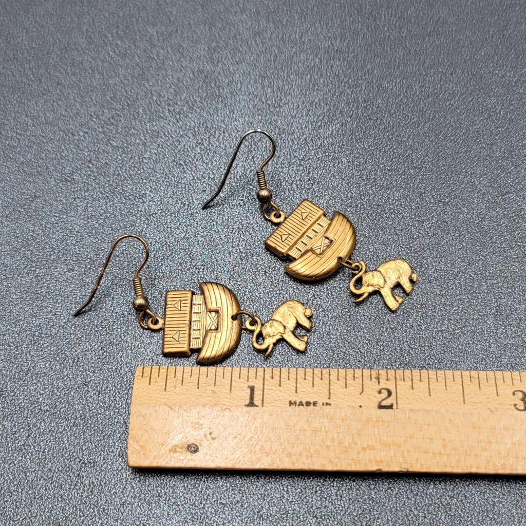 Vintage Noahs Ark Pierced Earrings Gold tone Elephant Dangle 1.25"
