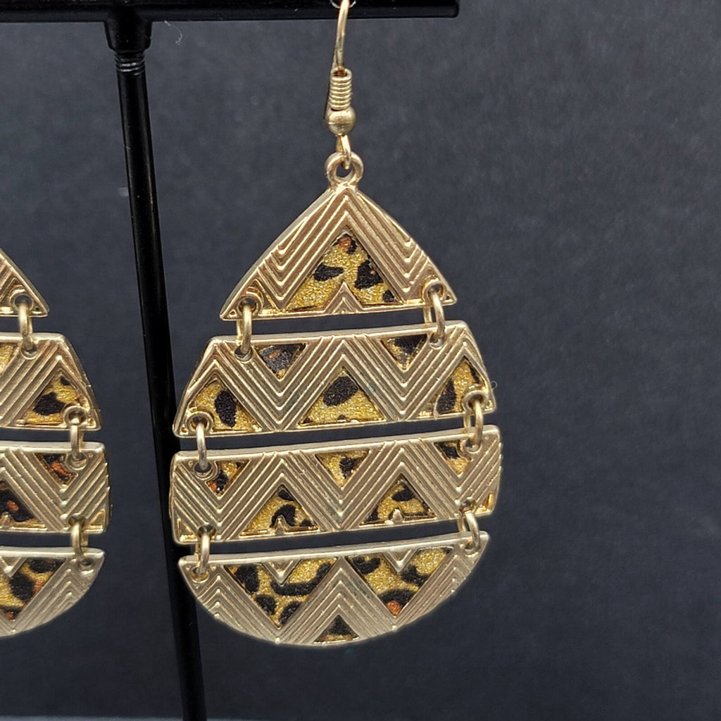 Pierced Earrings Gold tone Articulated Metal Teardrop Leopard Print Dangle 2"