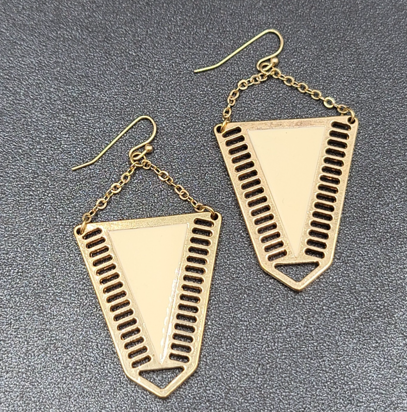 Pierced Earrings Gold tone Cream White Enamel Statement Dangle 2 1/8"