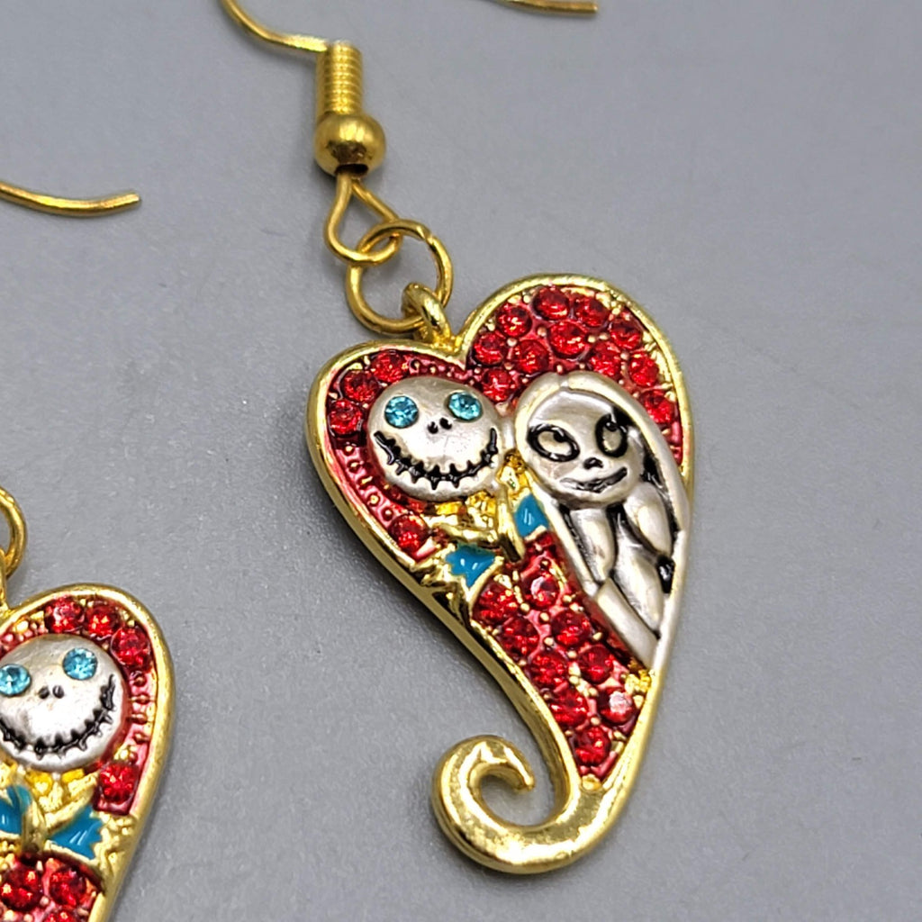 Red Heart Jack Sally Pierced Earrings Gold tone Dangle  1 1/8"
