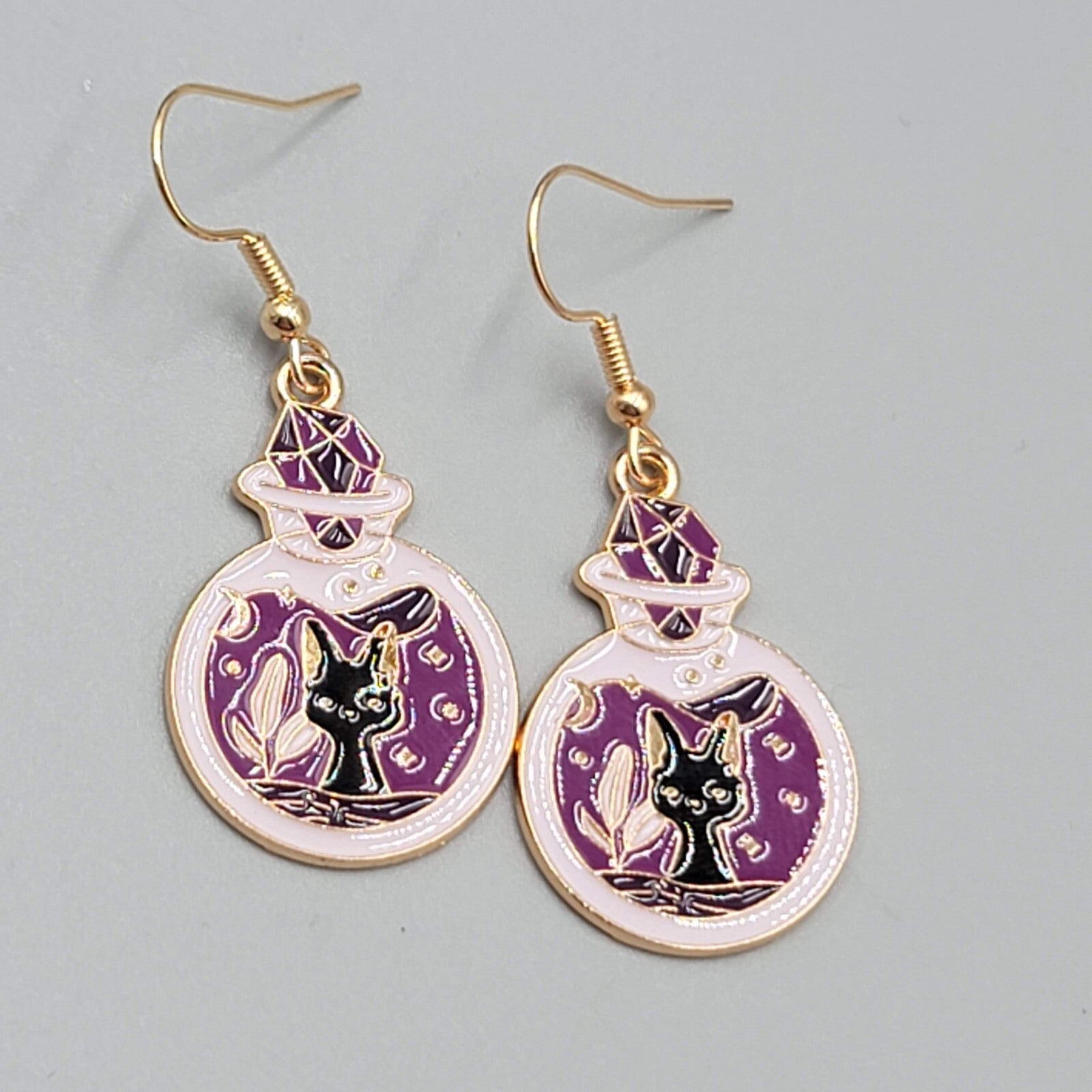 Potion Black Cat Pierced Earrings Enamel Gold tone Dangle New 1 1/8"
