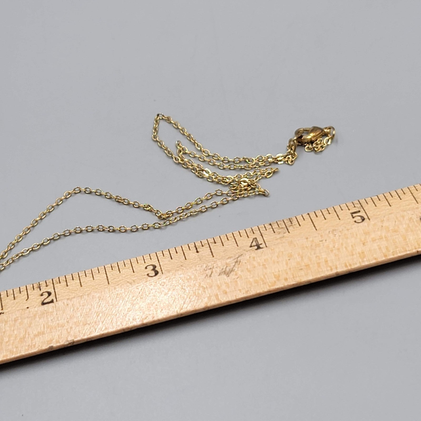 Vintage Gold Plated Pine Cone Pendant Necklace Estate Costume Jewelry 18"