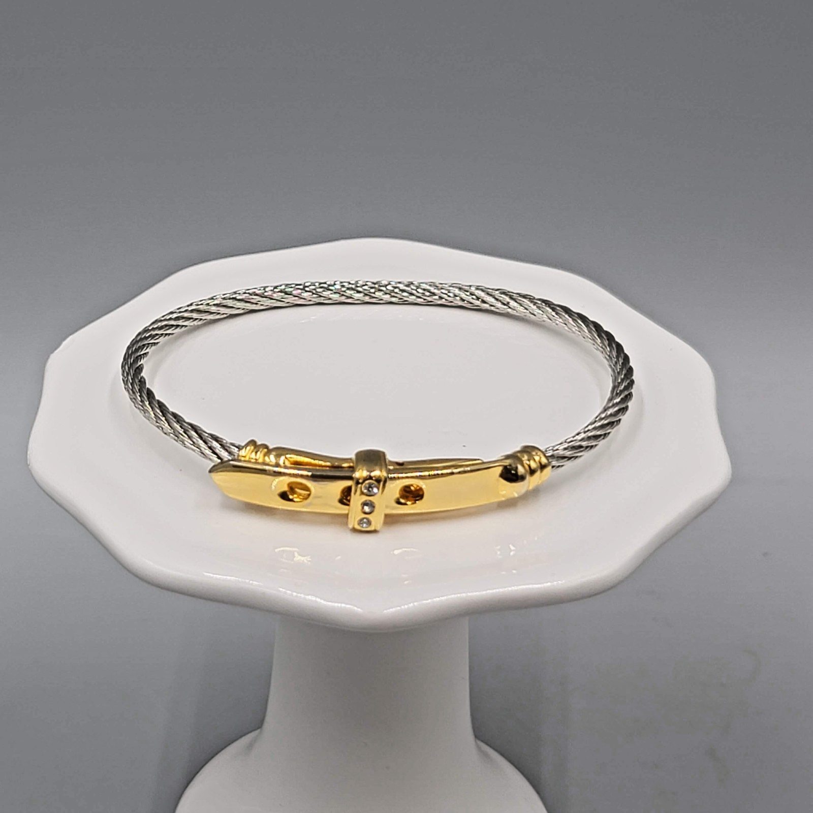 Memory Wire Bracelet Two toned Buckle Accent 7"