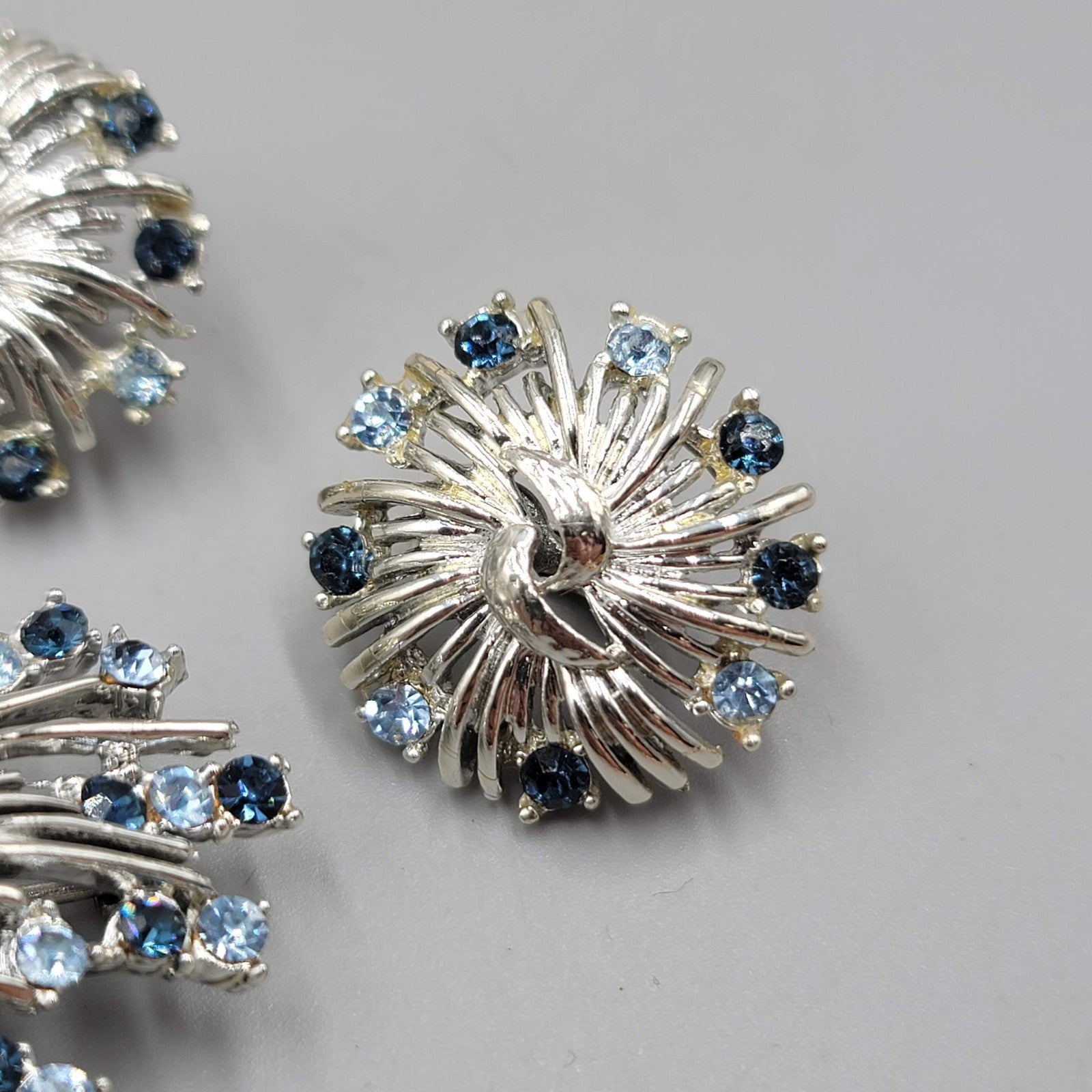 Vintage Coro Brooch Clip On Earrings Set Rhinestone Starburst Jewelry 1950s
