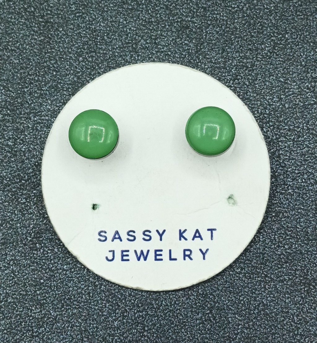 Sassy Kat Pierced Earrings Black metal Green Acrylic Imitation Plug Studs 3/8"