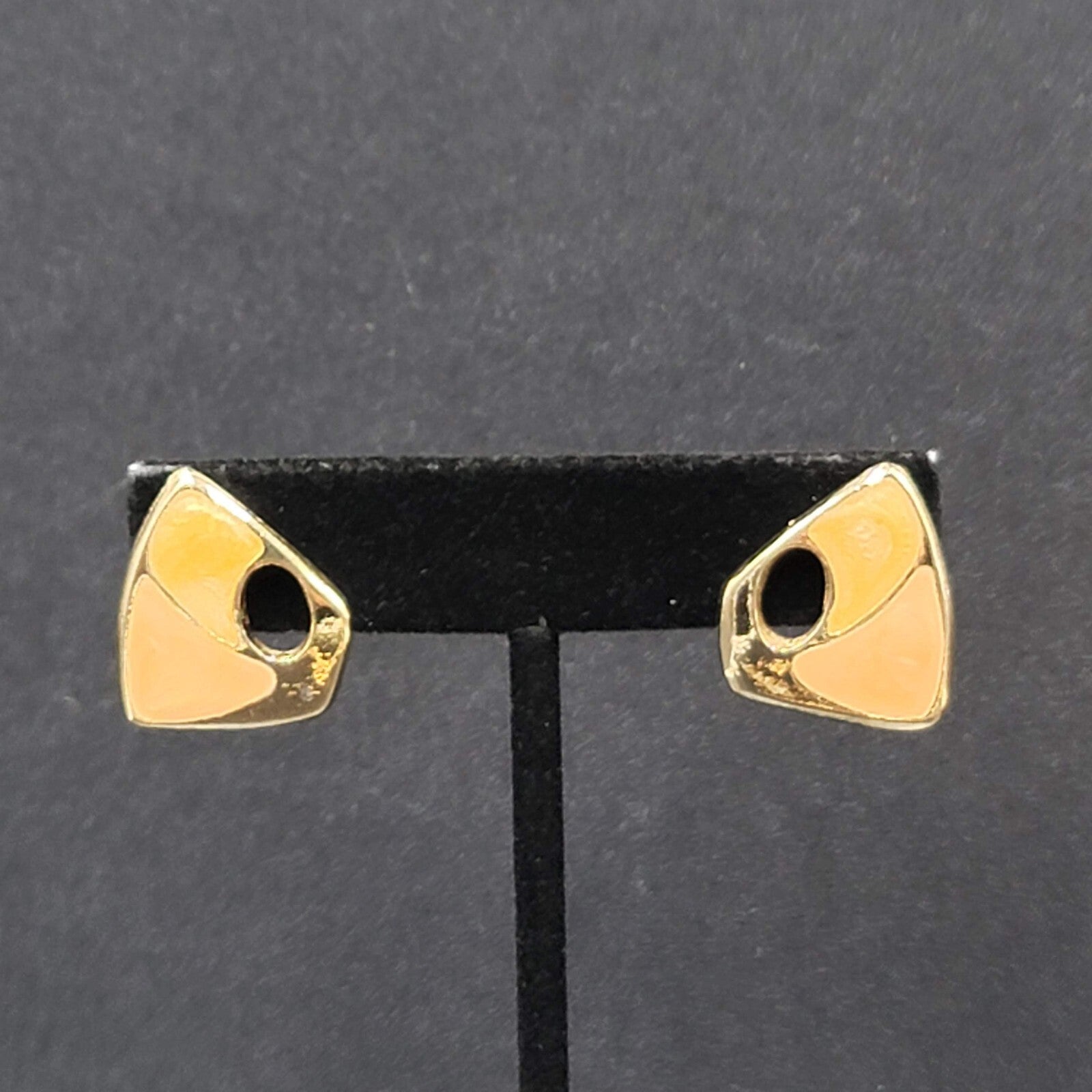 Vintage Pierced Earrings Peach Pink Enamel Gold tone Drop 3/4"