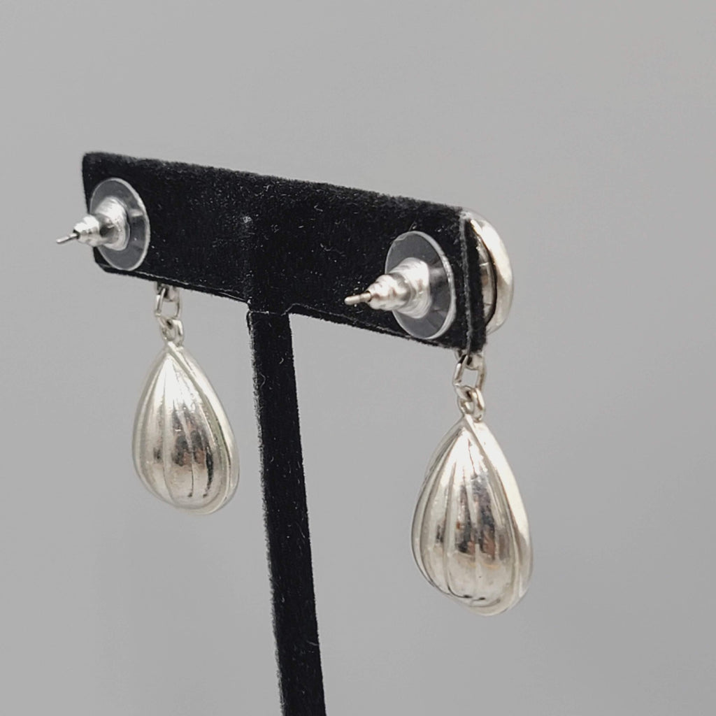 Brilliant Purple Crystal Teardrop Pierced Earrings Silver tone Dangle 1.5"