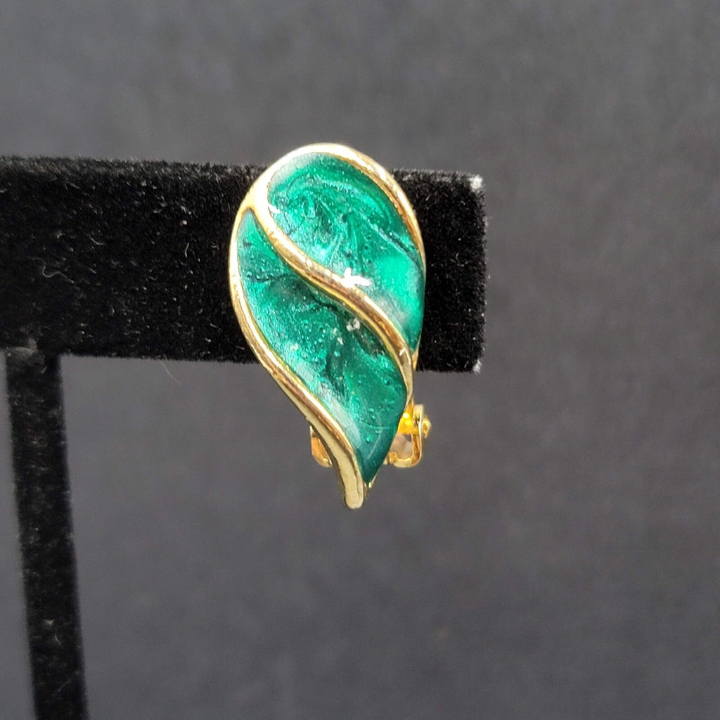 Vintage Clip on Earrings Gold tone Emerald Green Swirl Enamel Climbers 1"
