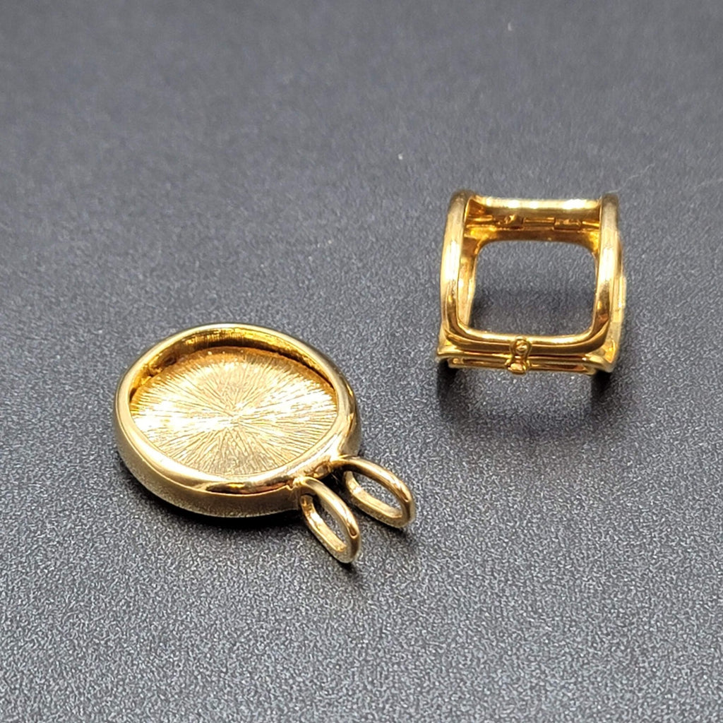 JOAN RIVERS Signed Gold Plated Clasp and Pendant Pieces in Good Condition