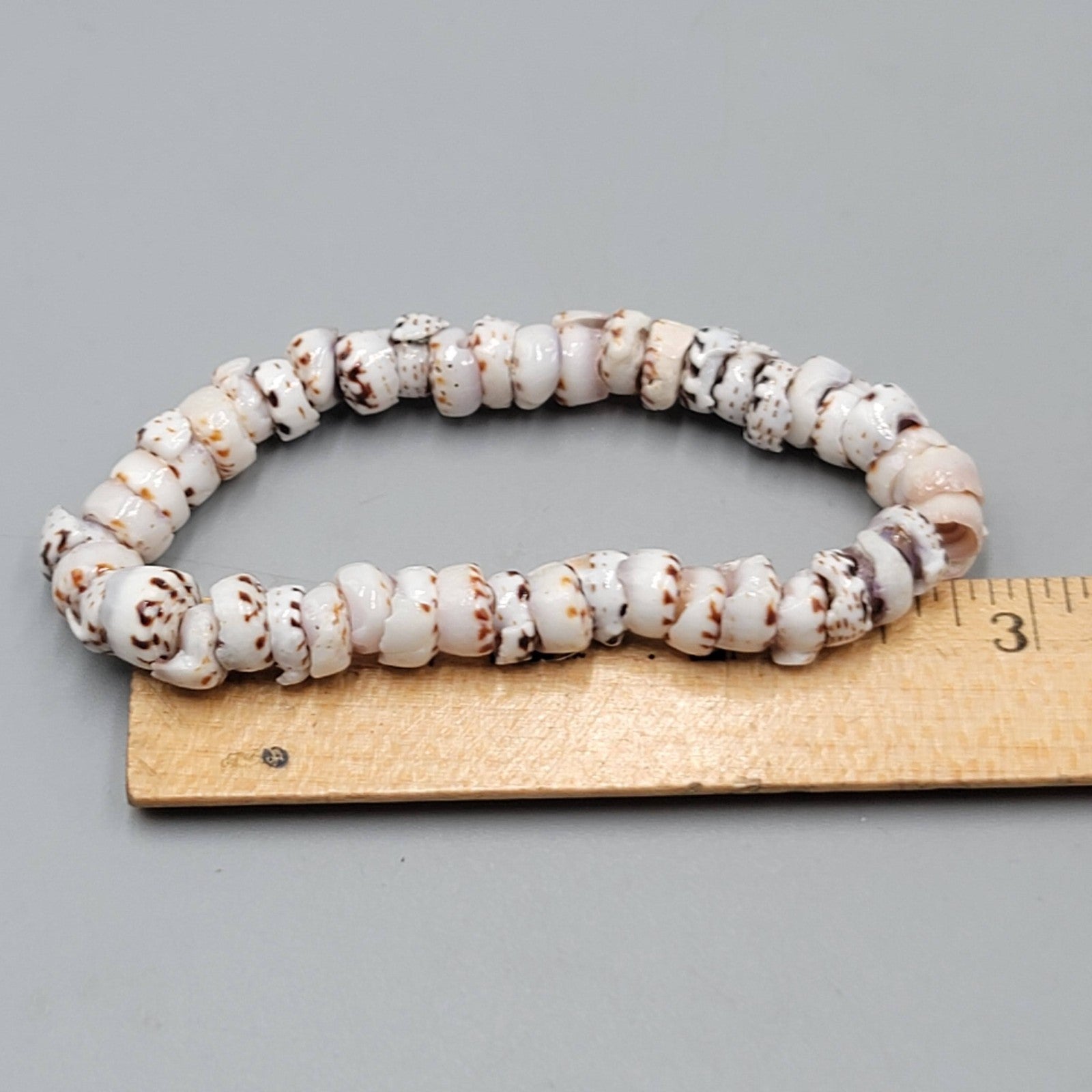 Real Authentic Shell Bracelet Elastic Brown White 6.5"