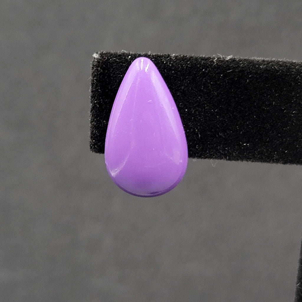 Vintage Pierced Earrings Purple Enamel over Metal Teardrop Drop Studs 3/4"