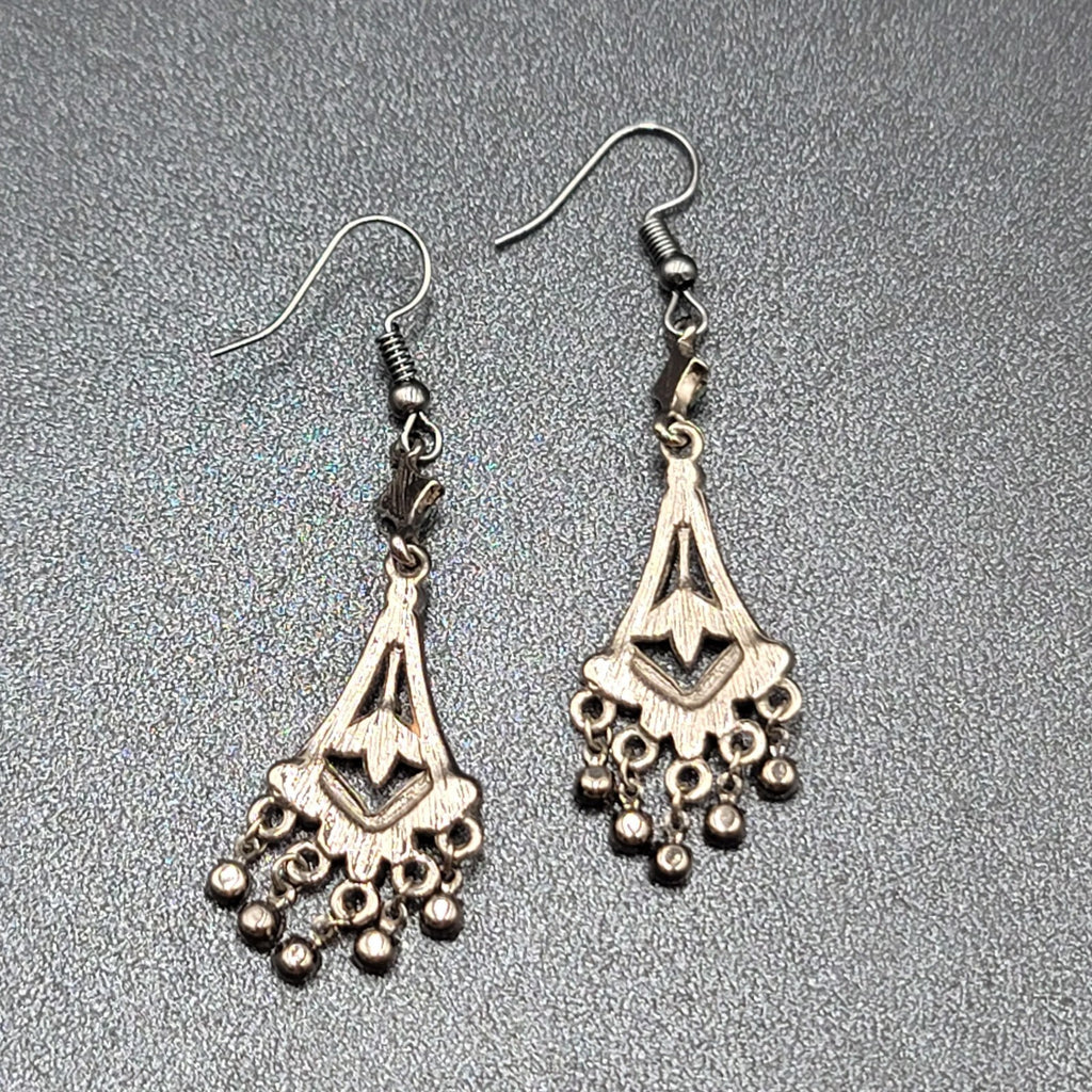 Pierced Earrings Black Metal Bright Blue Rhinestone Dangle Chandelier 1.75"
