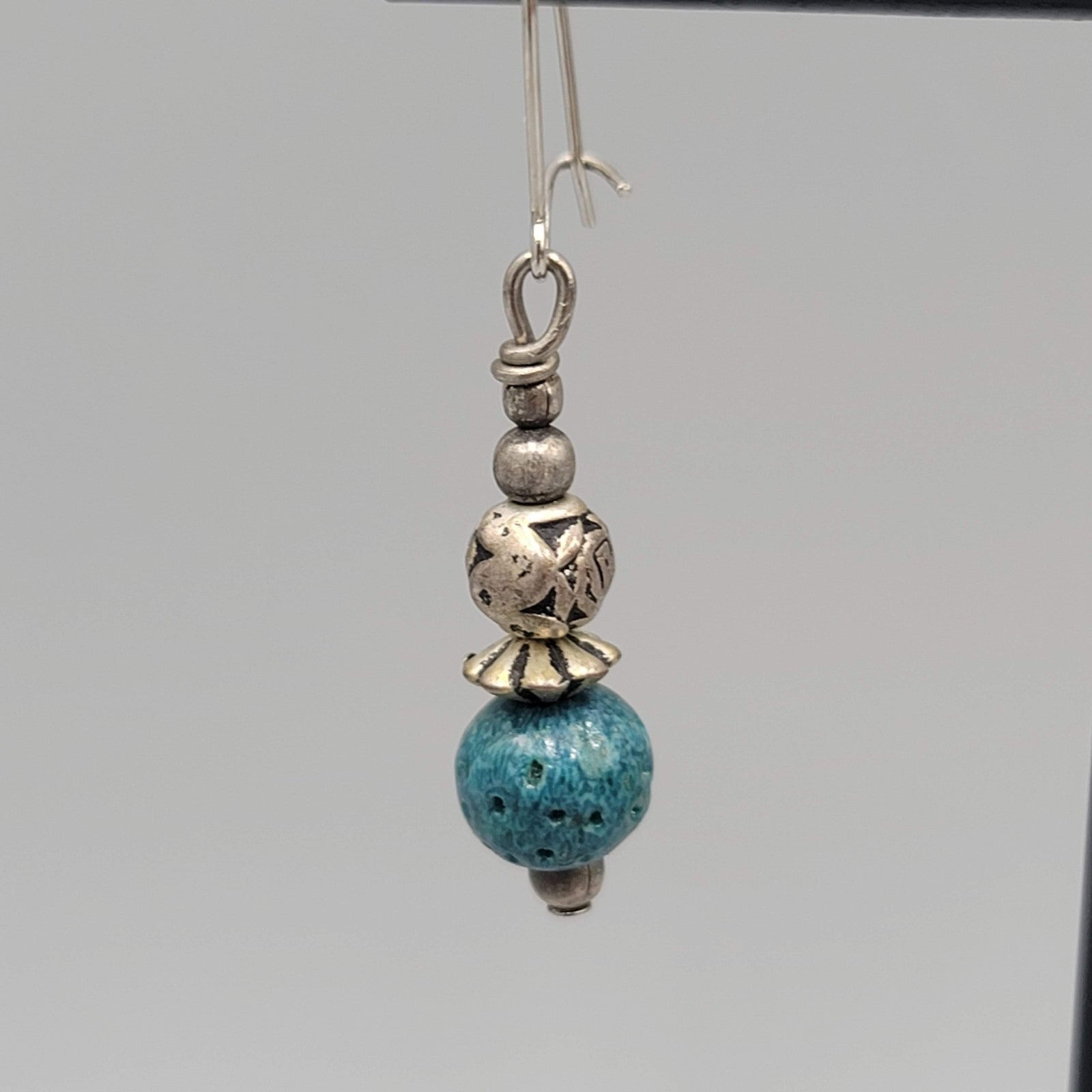 Vintage Blue Bead Pierced Earrings Silver tone Dangle 7/8"