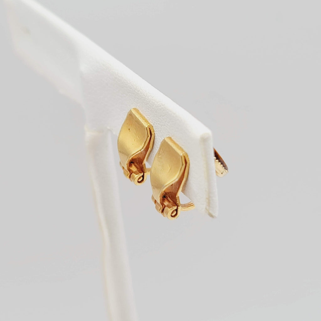 Vintage Tigers Eye Studs Clip on Earrings Gold tone Oval 3/8 in