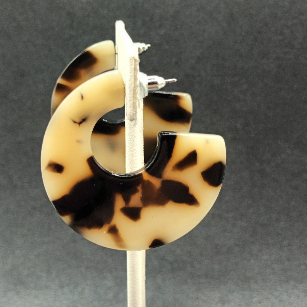 Pierced Earrings Brown Speckled Acrylic Wide Half Hoop Drop 1 5/8"
