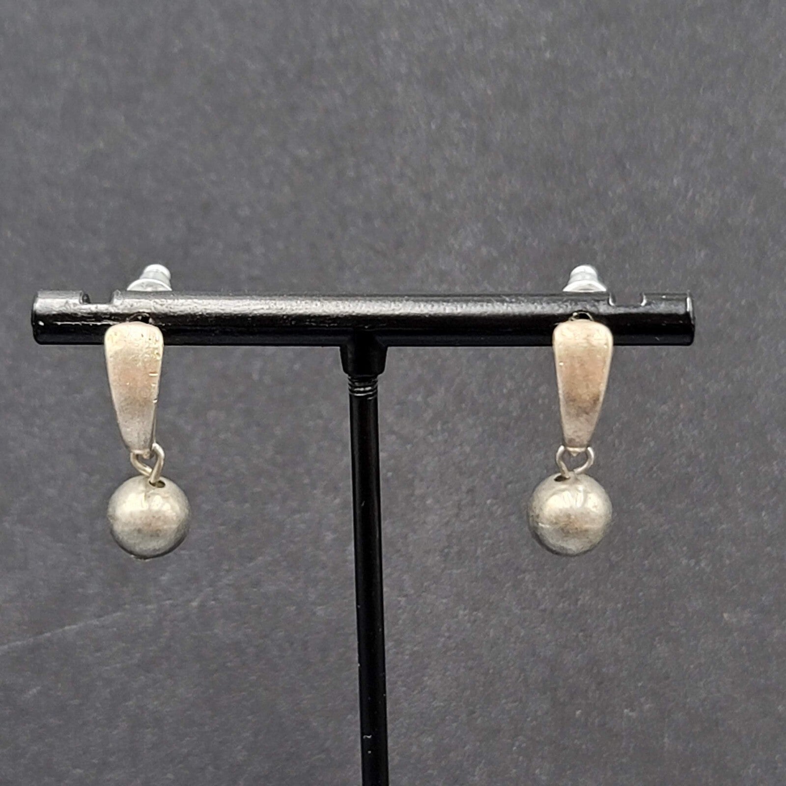 Pierced Earrings Silver tone Hoops Dangle Bead 1"