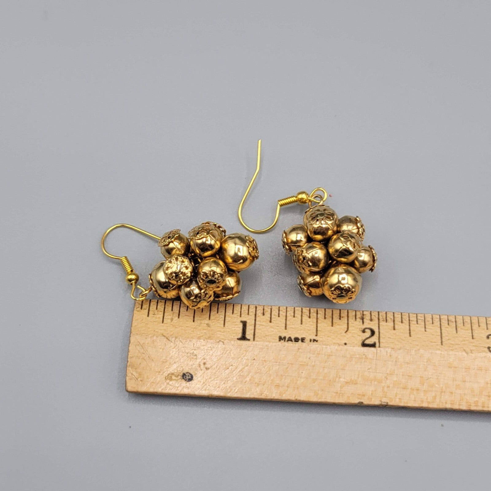 Vintage Pierced Earrings Gold tone Cluster Bead Dangle Holiday 1"