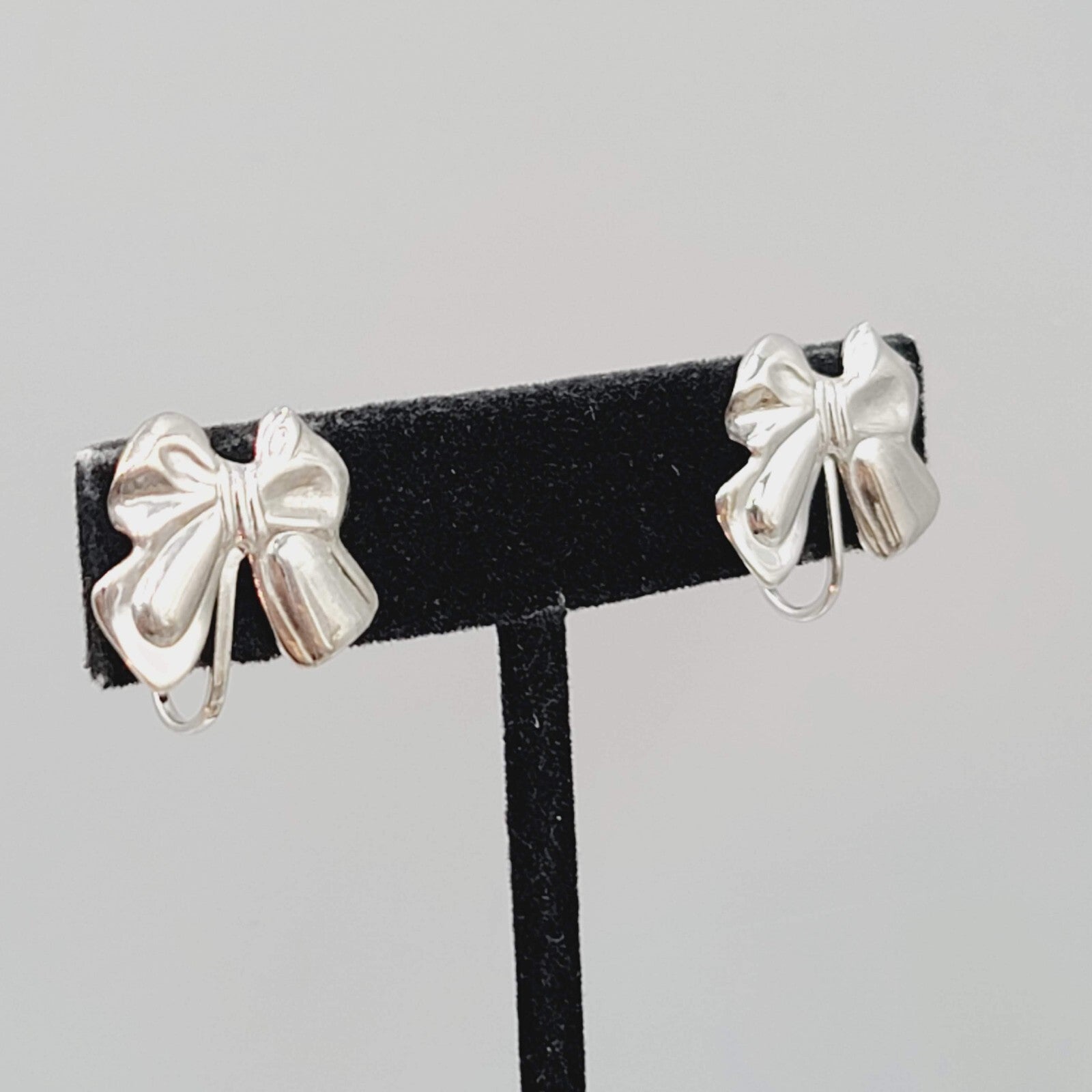 Vintage Bow Stud Clip on Earrings Silver tone Studs Lightweight 5/8"