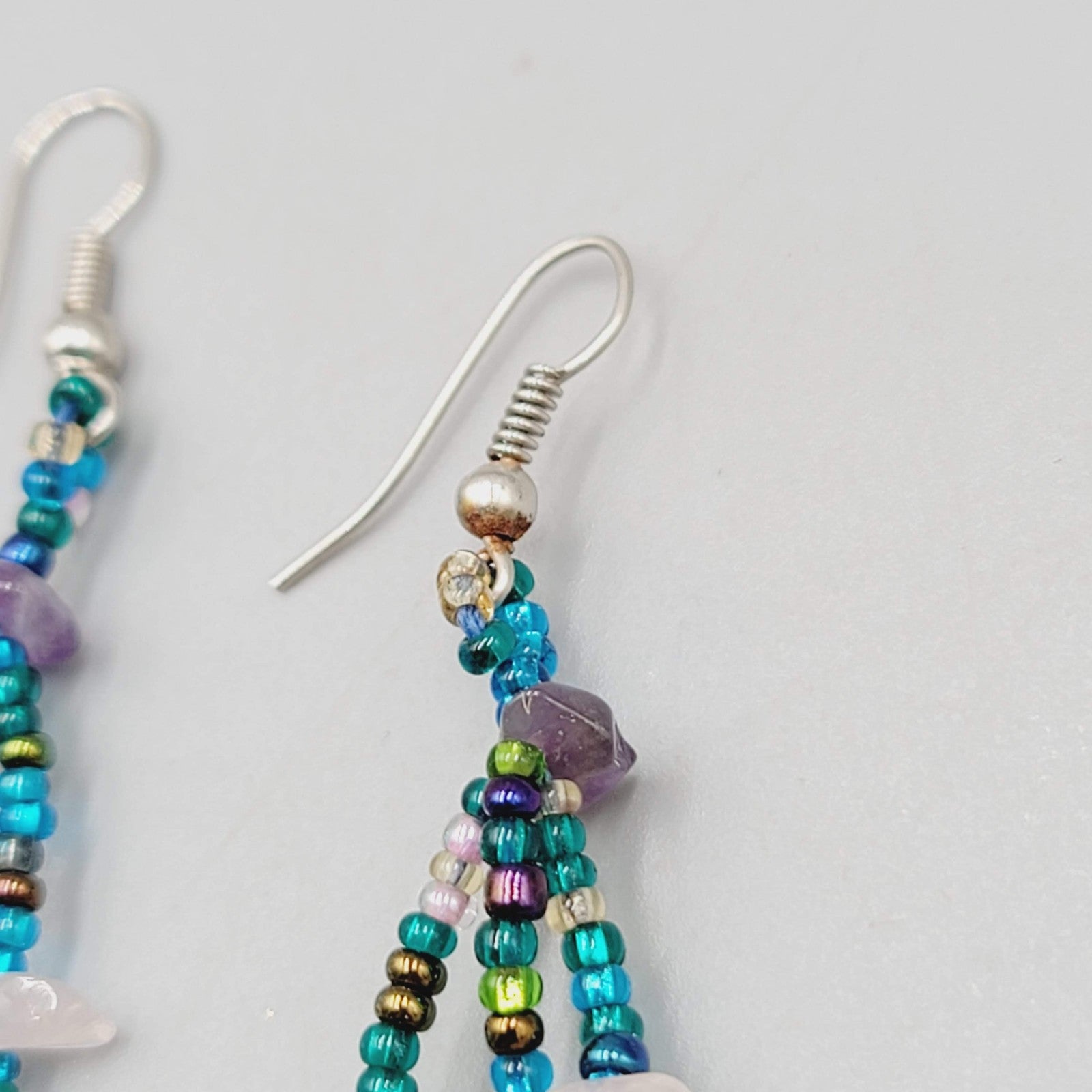 Bohemian Dangle Pierced Earrings Gemstone Chips Seed Bead Silver tone 1.75"