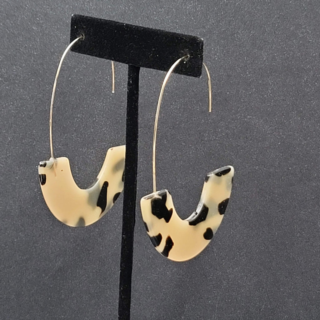 Pierced Earrings Large Resin Hoops Faux Tortoise Brown Pattern 3"