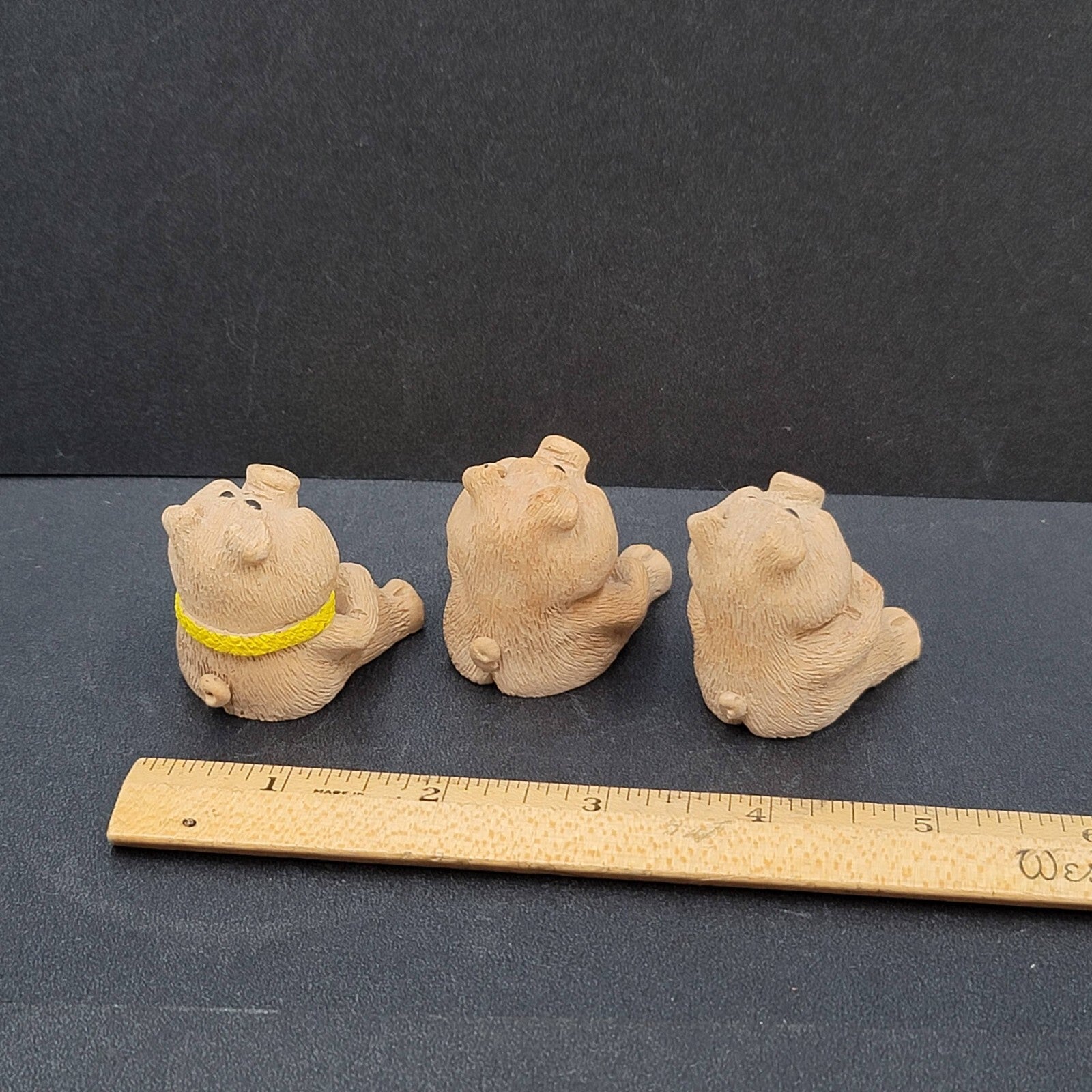 Vintage Miniature Mini by Lutz Pig Figurines Resin Heart Bow Scarf 1.5"