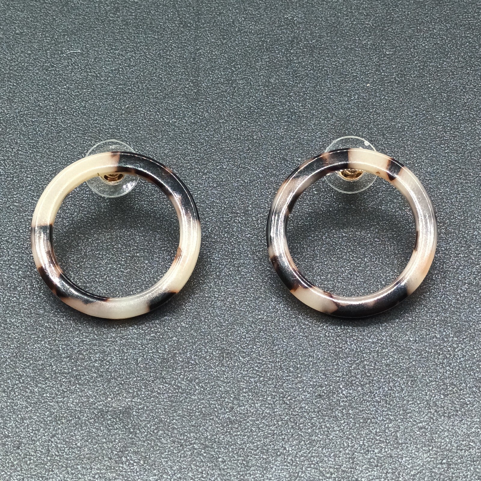 Pierced Earrings Brown Speckled Acrylic Open Circle Hoop Drop 1 1/8"
