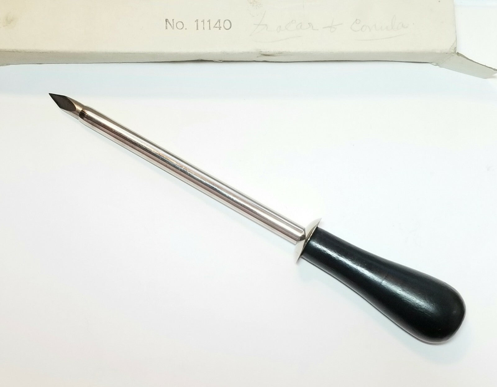 Medical Surgical Instrument Trocar & Canula Wooden Handle Veterinary NEW