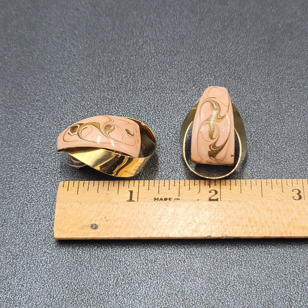 Vintage Pierced Earrings Gold tone Swirl Pink Statement Enamel Drop 1 1/8"