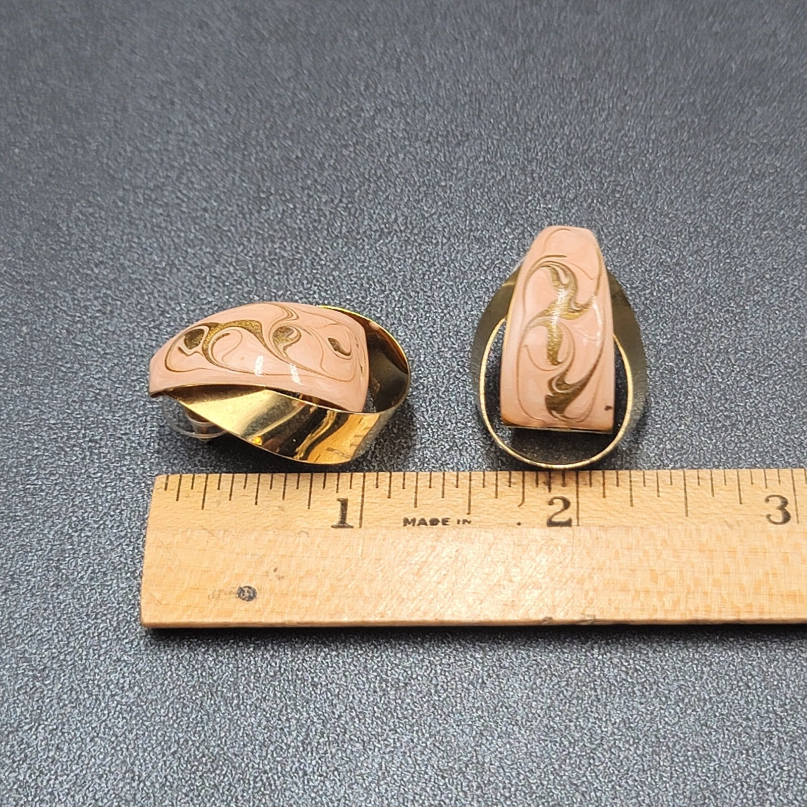 Vintage Pierced Earrings Gold tone Swirl Pink Statement Enamel Drop 1 1/8"