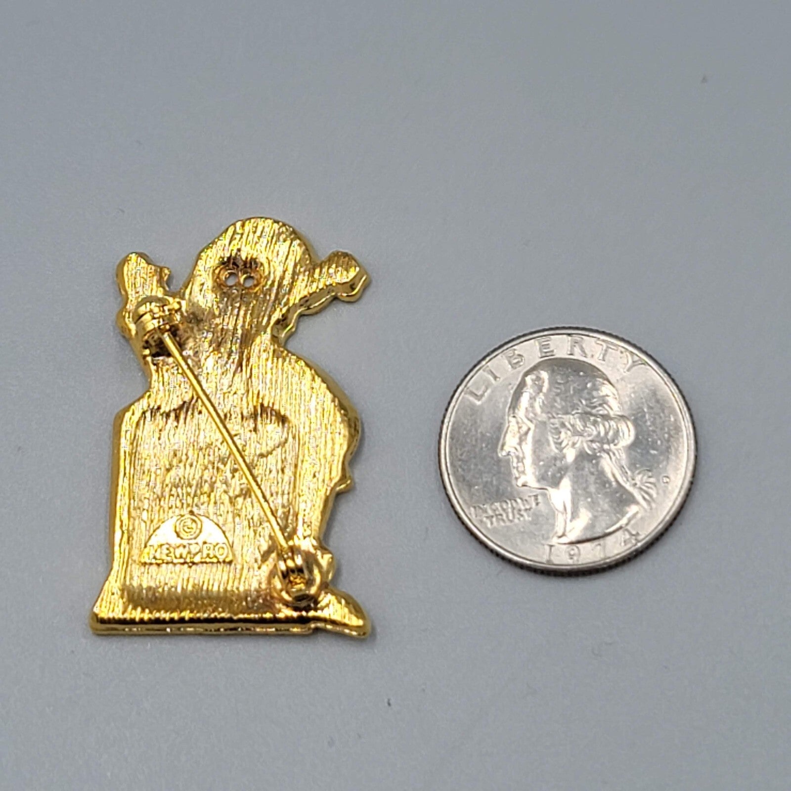 Vintage Christmas Brooch Santa at the Computer Gold tone Enamel 1 5/8"