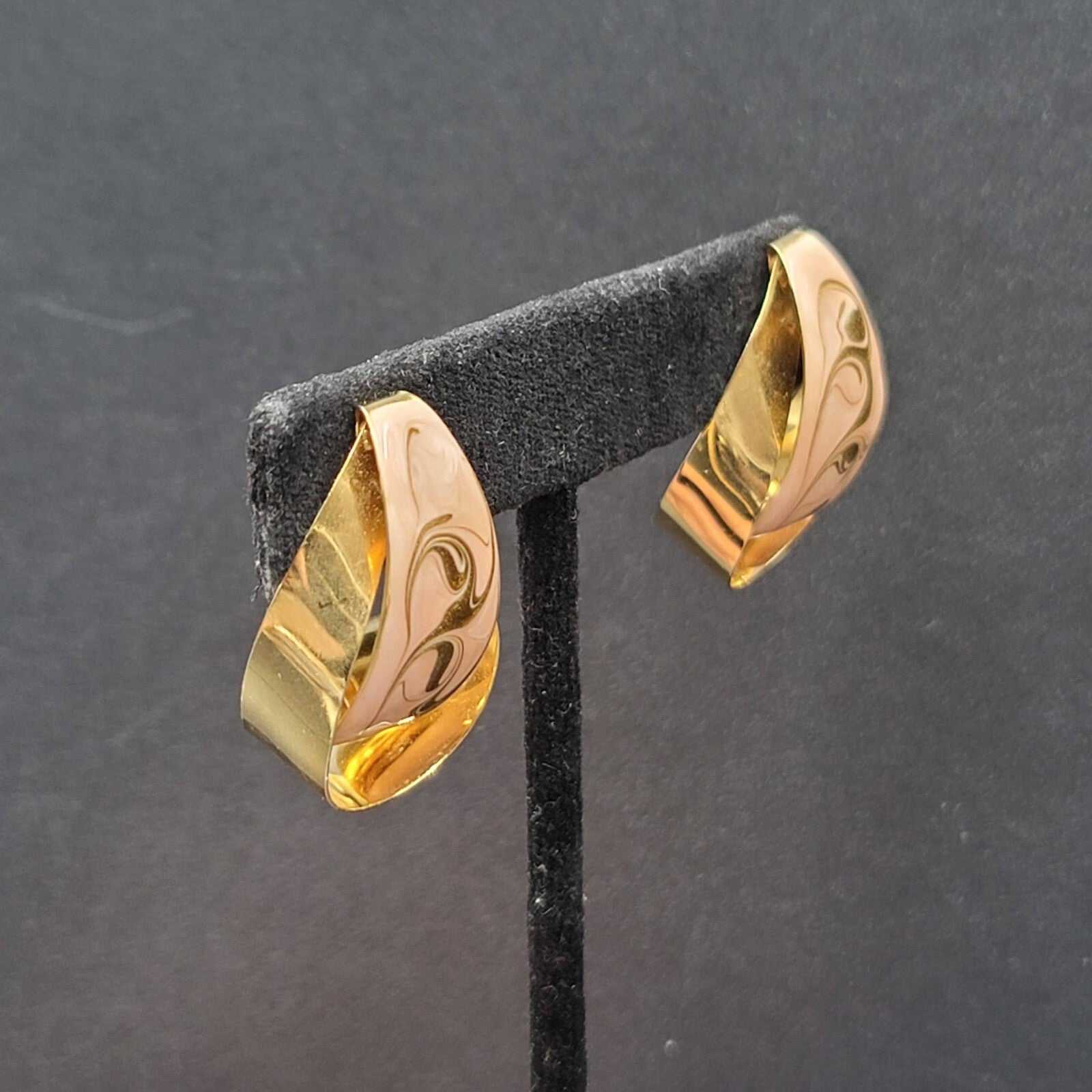 Vintage Pierced Earrings Gold tone Swirl Pink Statement Enamel Drop 1 1/8"