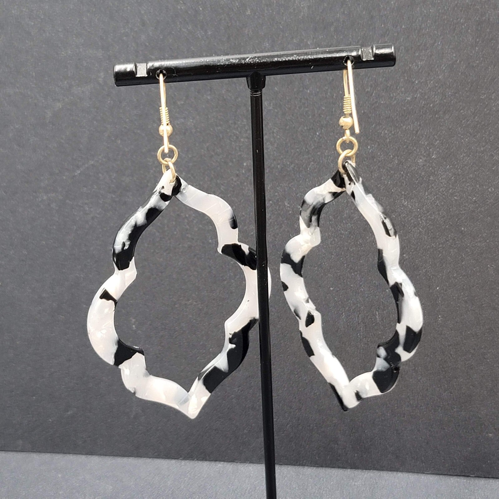 Pierced Earrings Black Gray Acrylic Open Statement Dangle 2.5"